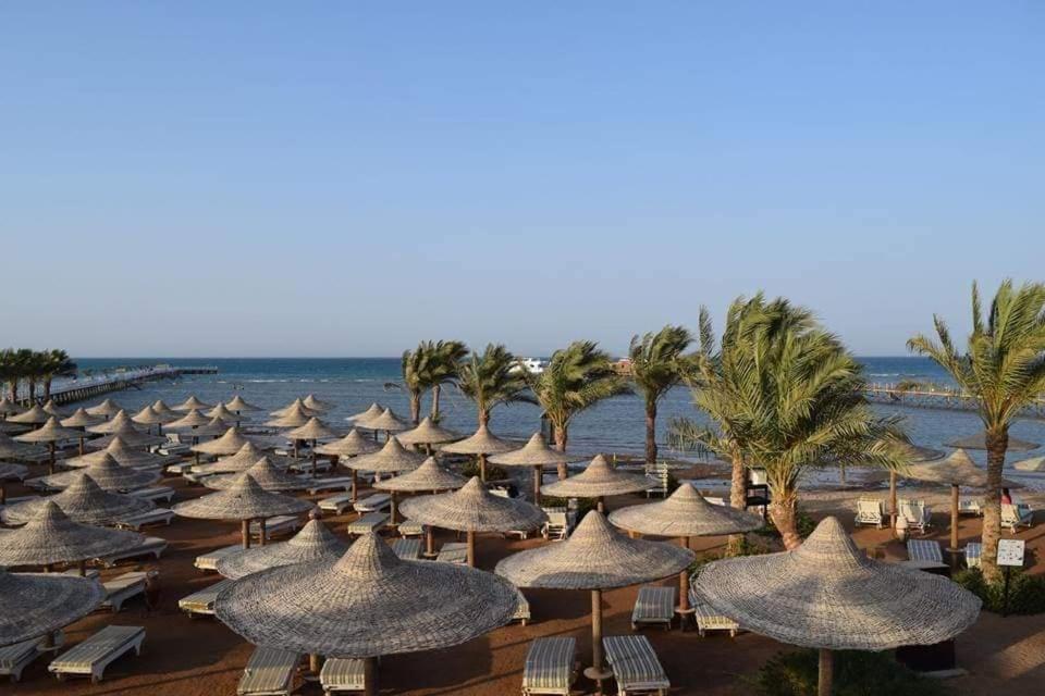 Comfortable Studio In Hotel Karma With Private Beach And Pools Family Only Or Female フルガダ エクステリア 写真